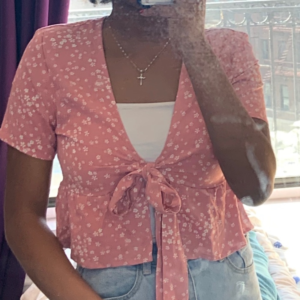 Pacsun Lottie Miss Tie front top